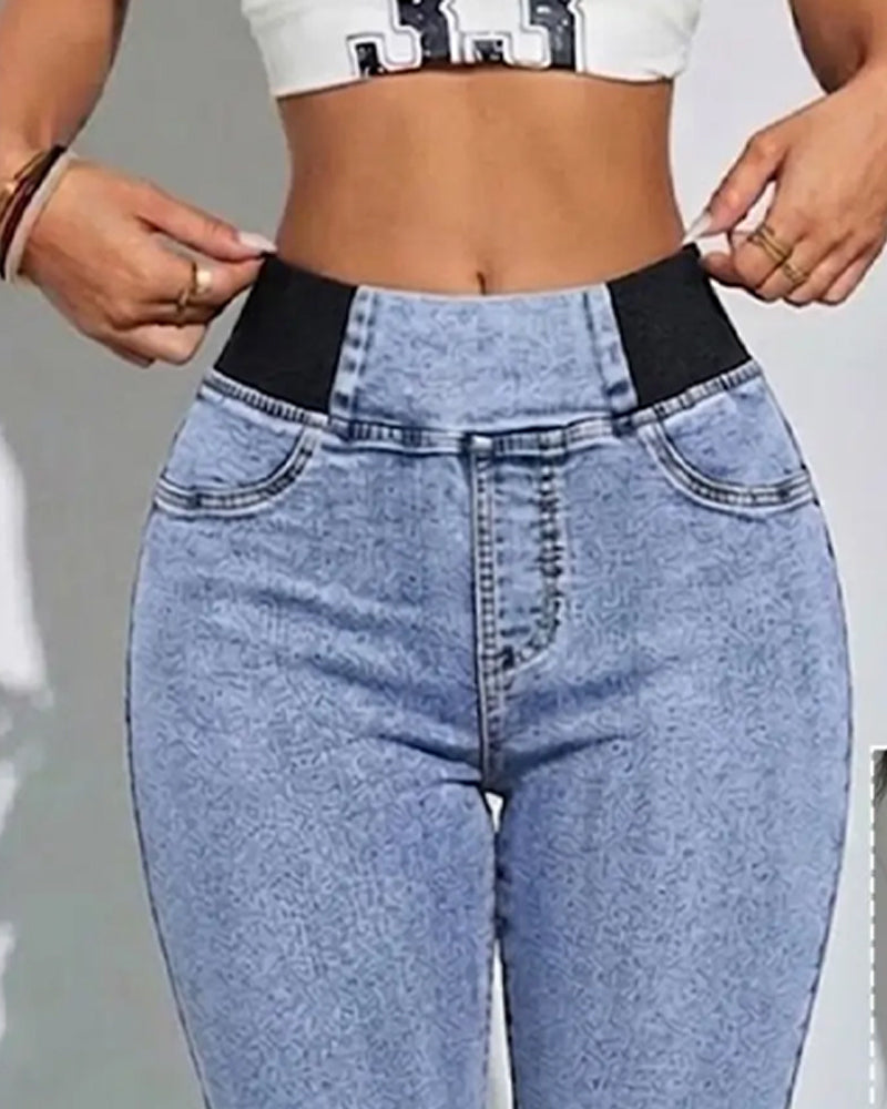 Elastic Waist Cropped Jeans