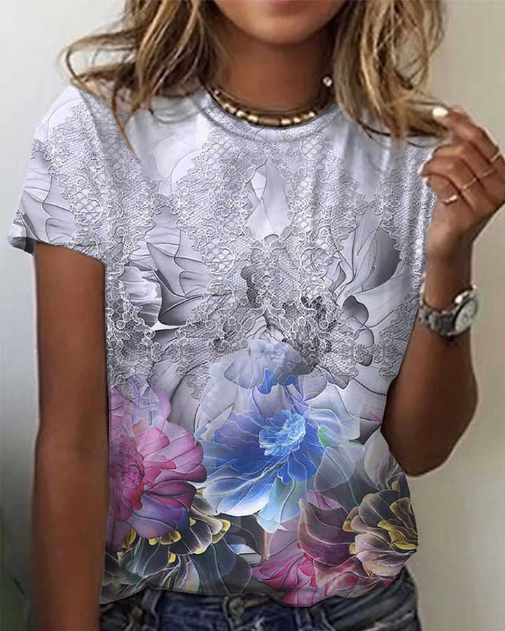 Simple round neck printed t-shirt